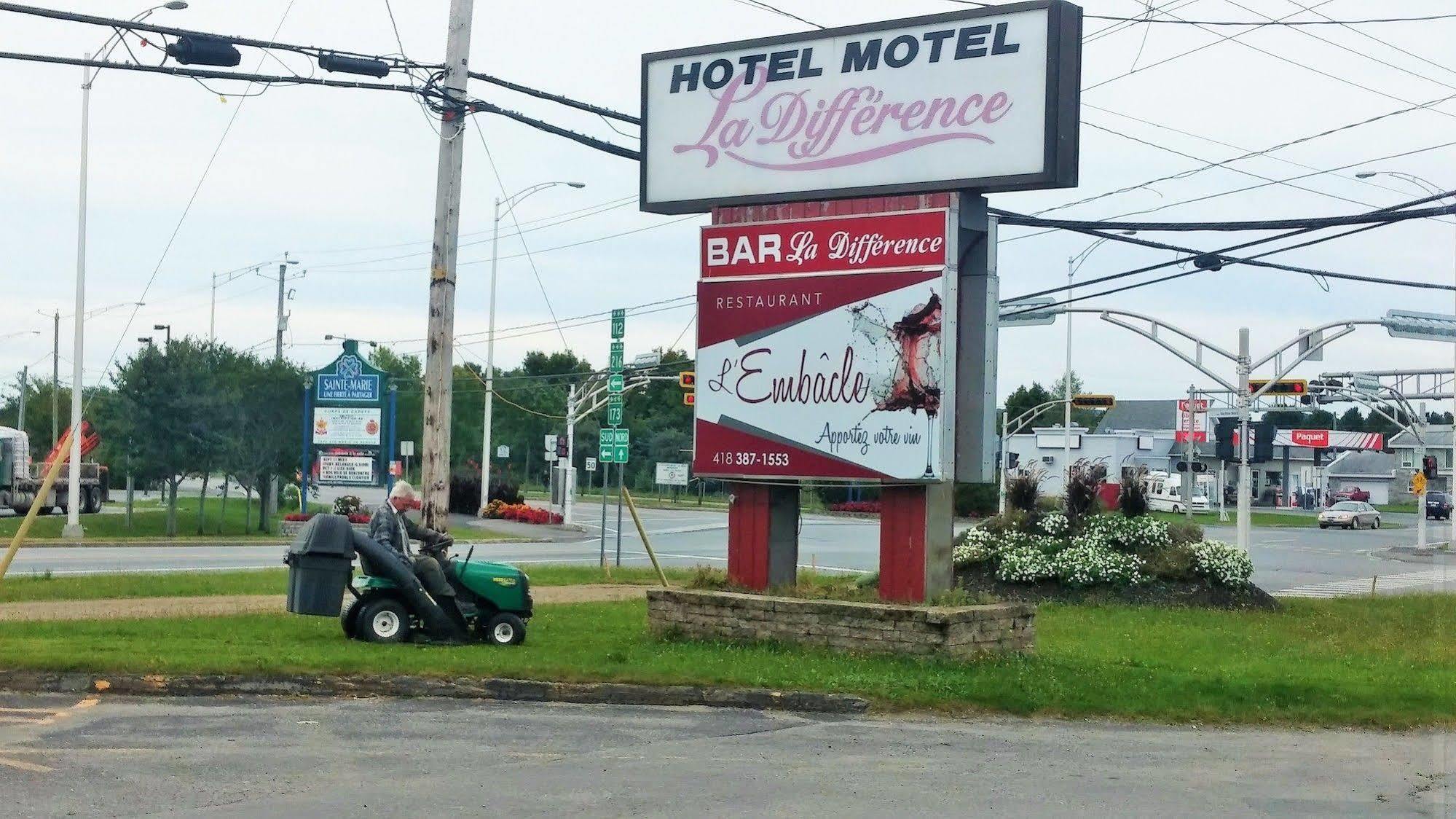 Hotel-Motel La Difference Sainte-Marie Kültér fotó
